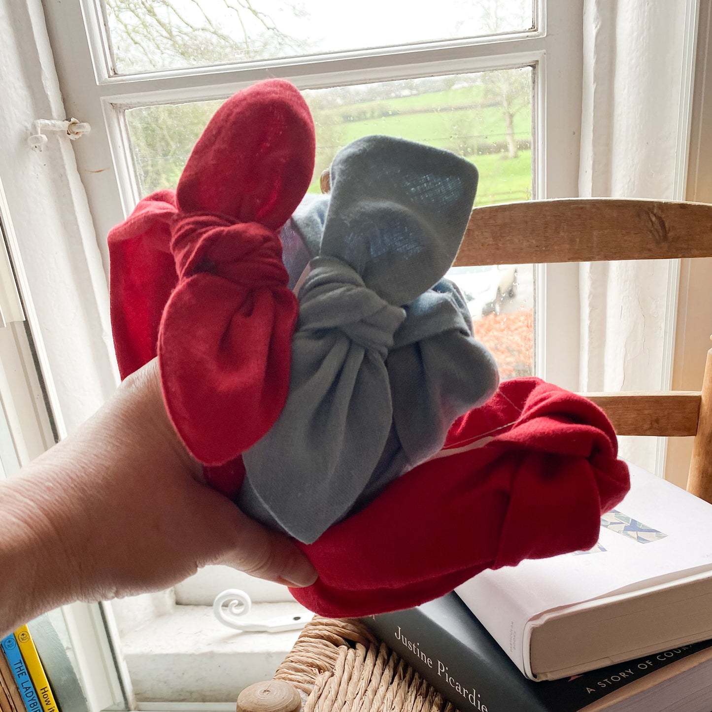 Amelie Headband in Bright Red Linen