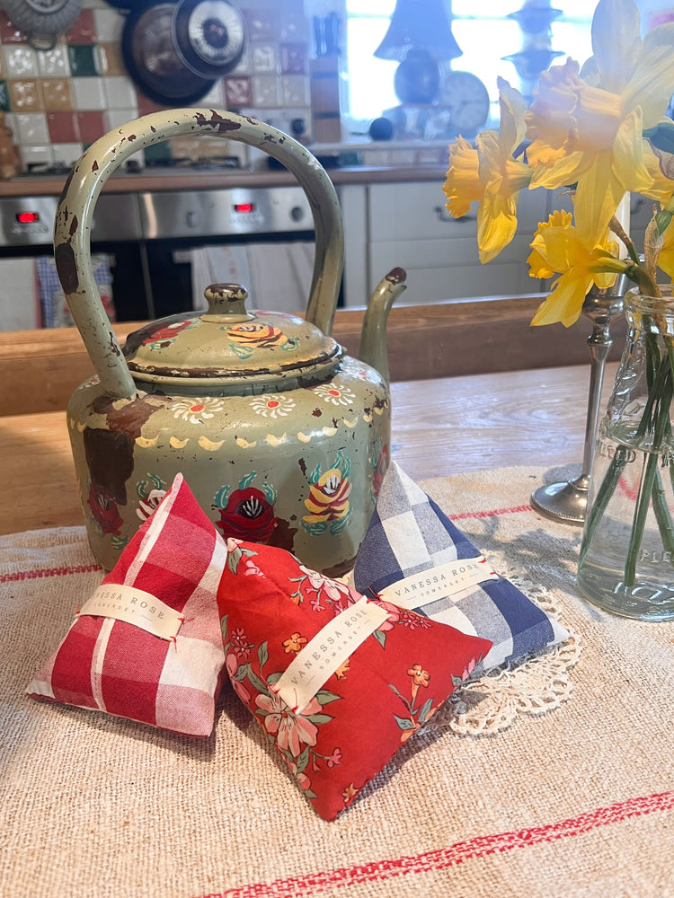 Make Up Bags & Lavender Pyramids
