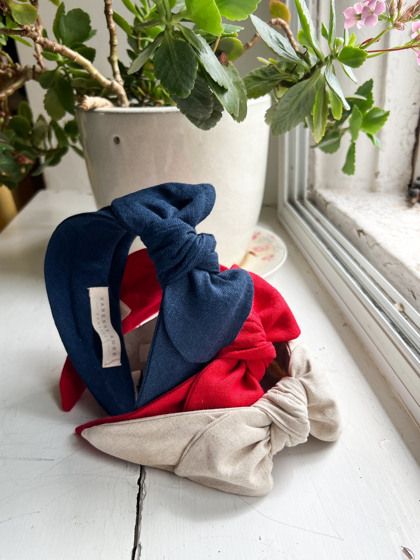 The Side Bow Headband in Navy Linen
